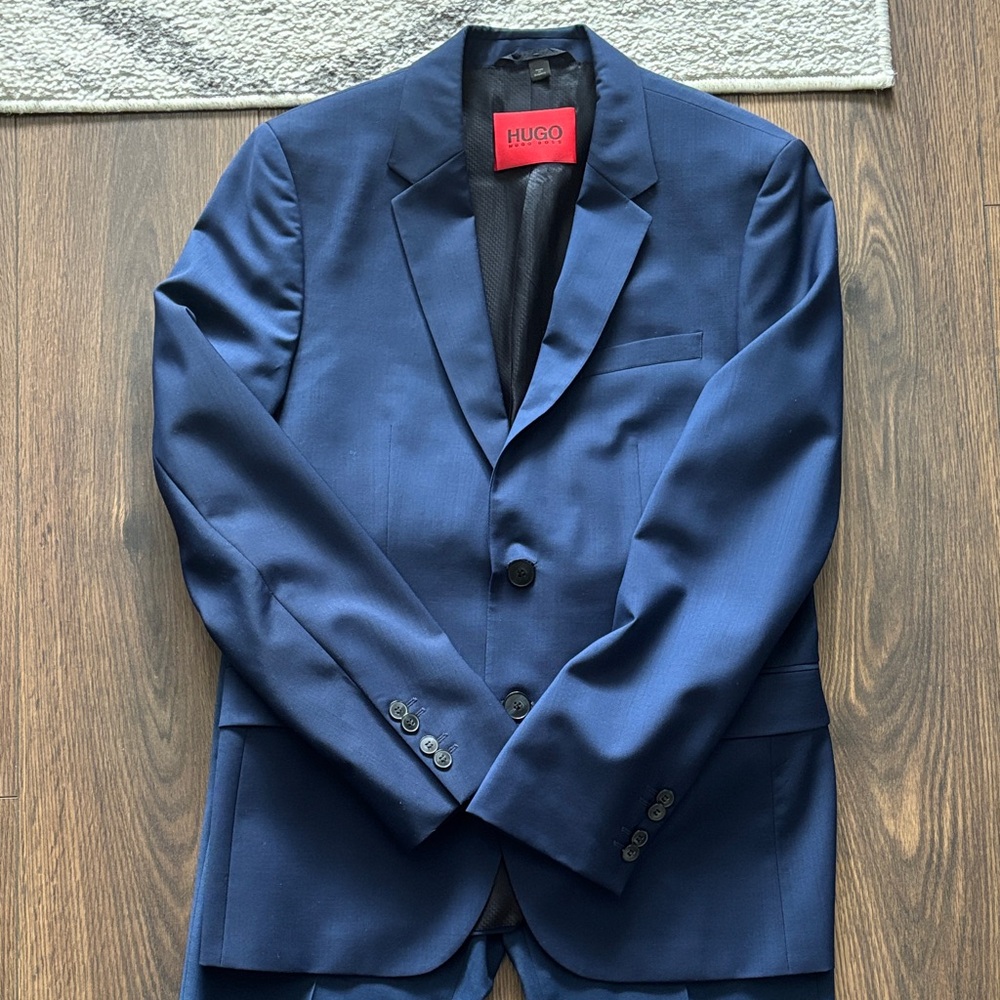 Hugo Boss Navy Blue Men's Suit